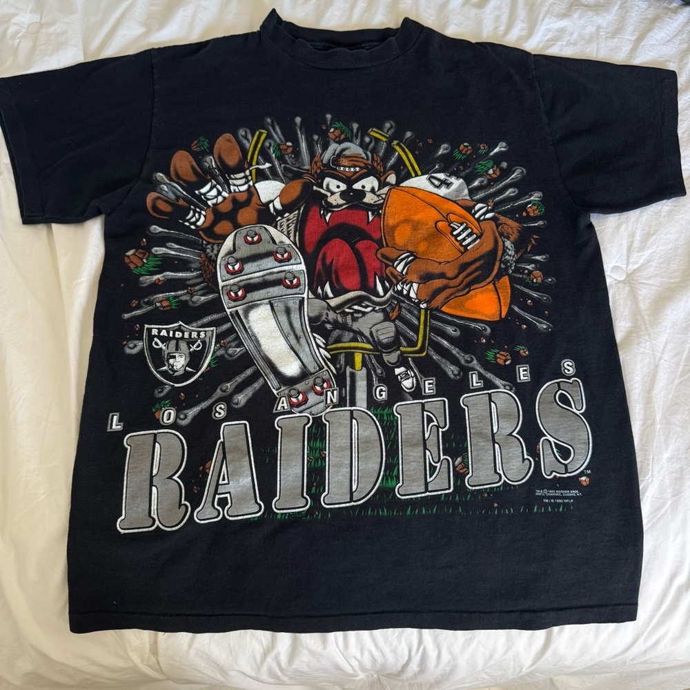 Los Angeles Raiders Graphic T-Shirt